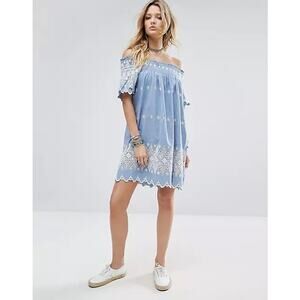 Glamorous Off Shoulder Embroidered Dress - XS